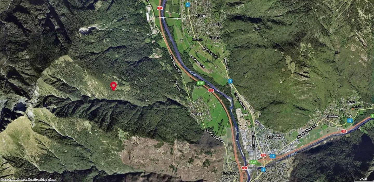 Piccolo rustico con giardino parzialmente ristrutturato / - Foto 21 di 25