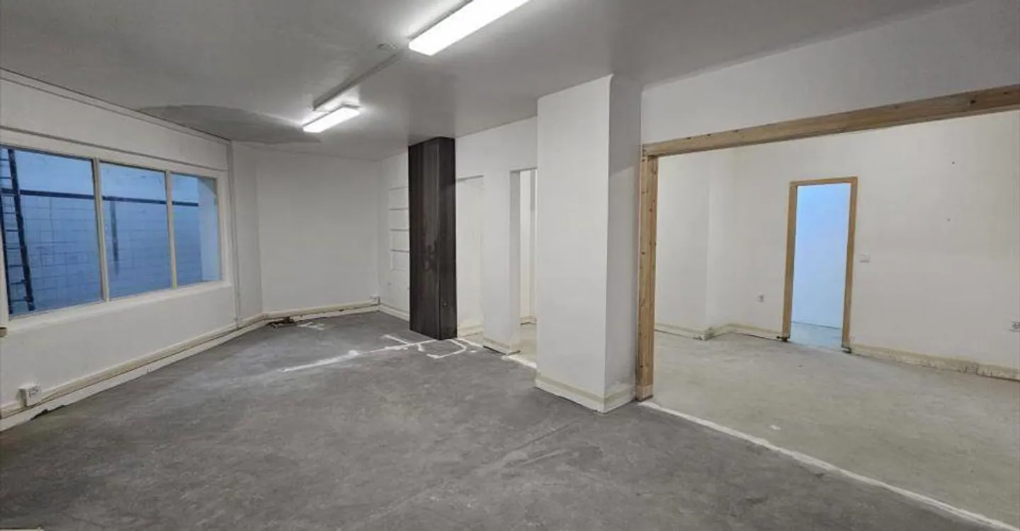 Mischgenutztes Gebäude mieten - Foto 4 von 8