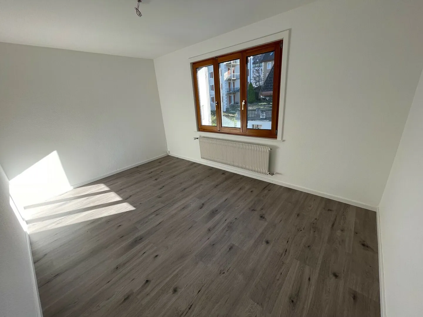 Appartamento di 3 stanze al 4° piano - Foto 4 di 9