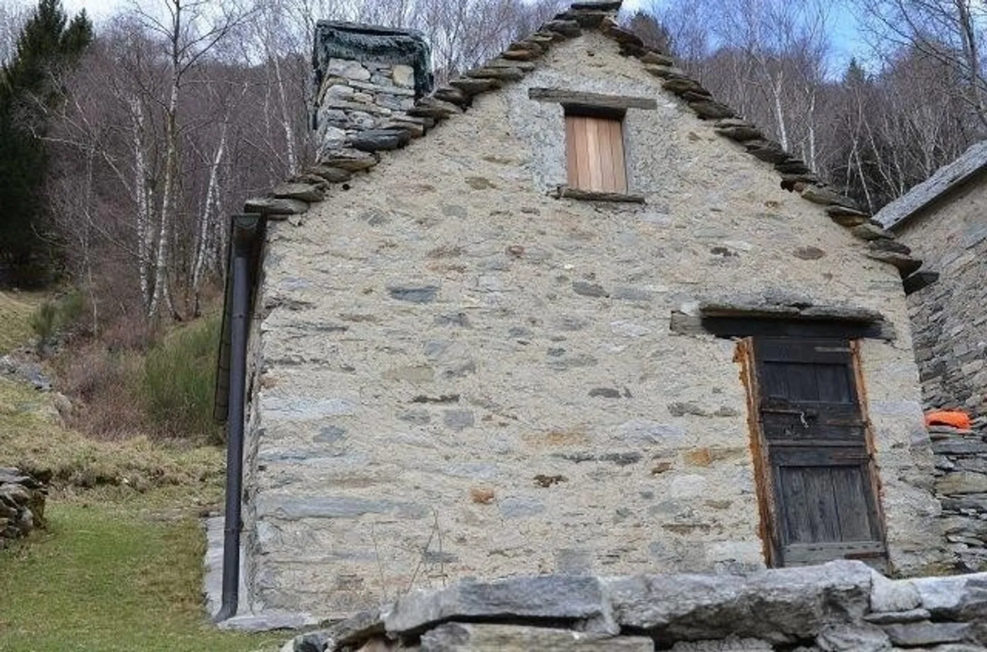 Piccolo rustico con giardino parzialmente ristrutturato / - Foto 24 di 25