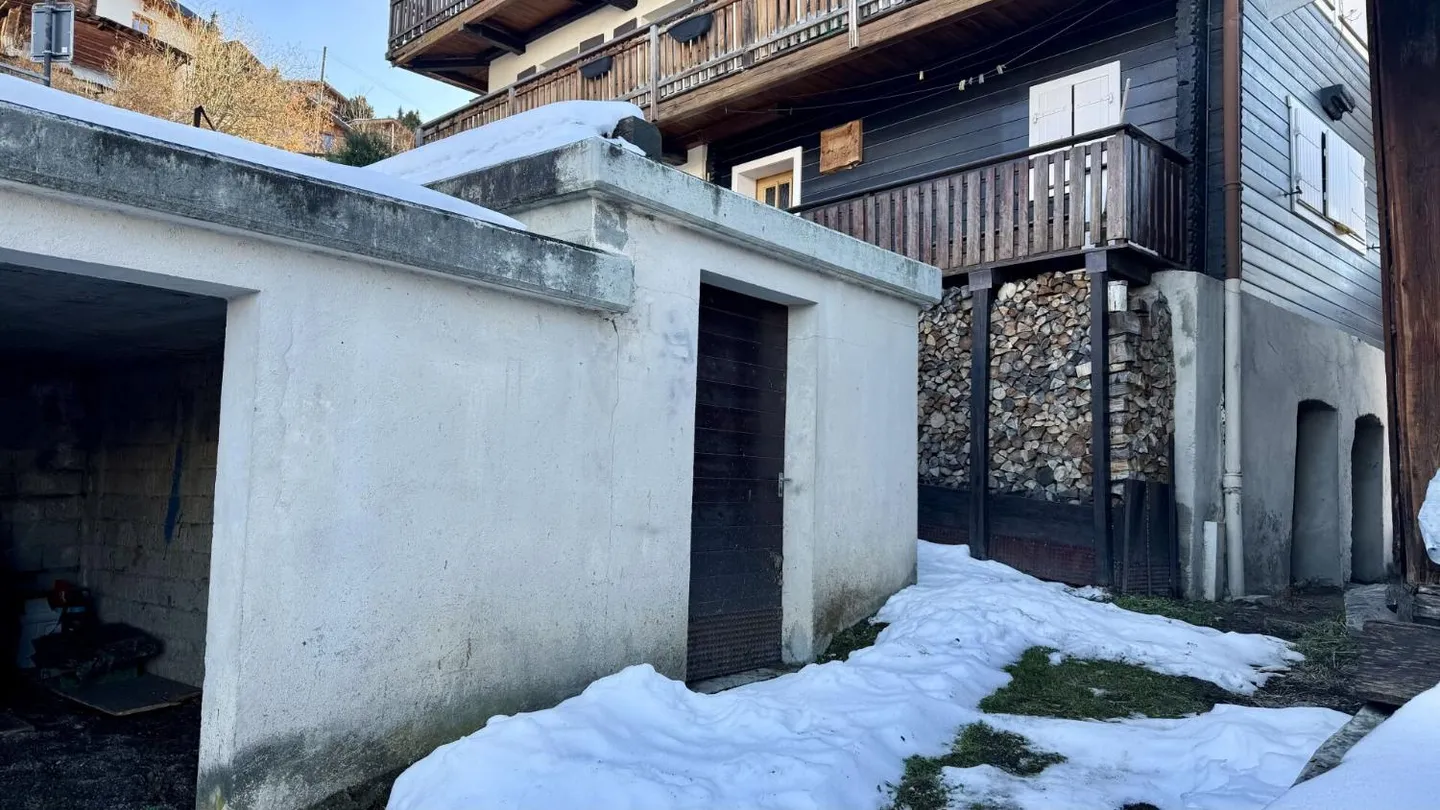 Exklusivität - Wohnung zu renovieren - Großes Potenzial im Herzen des Dorfes - Foto 6 von 12