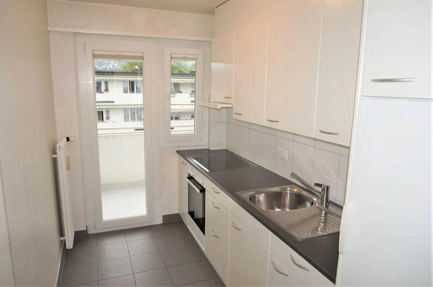 Centrally Located 2-Room Apartment in Thun! - Photo 5 of 9