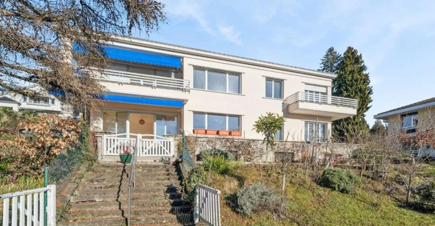 In einem Einfamilienhaus, 4 1/2 Zimmer mit Terrasse und privatem Garten - Foto 12 von 12
