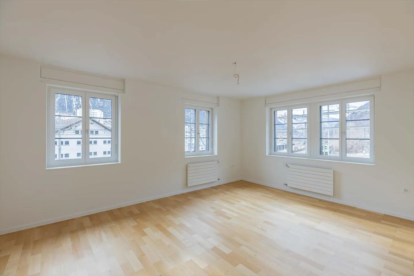 Spacious Living with Exclusive Expansion! - Photo 2 of 11