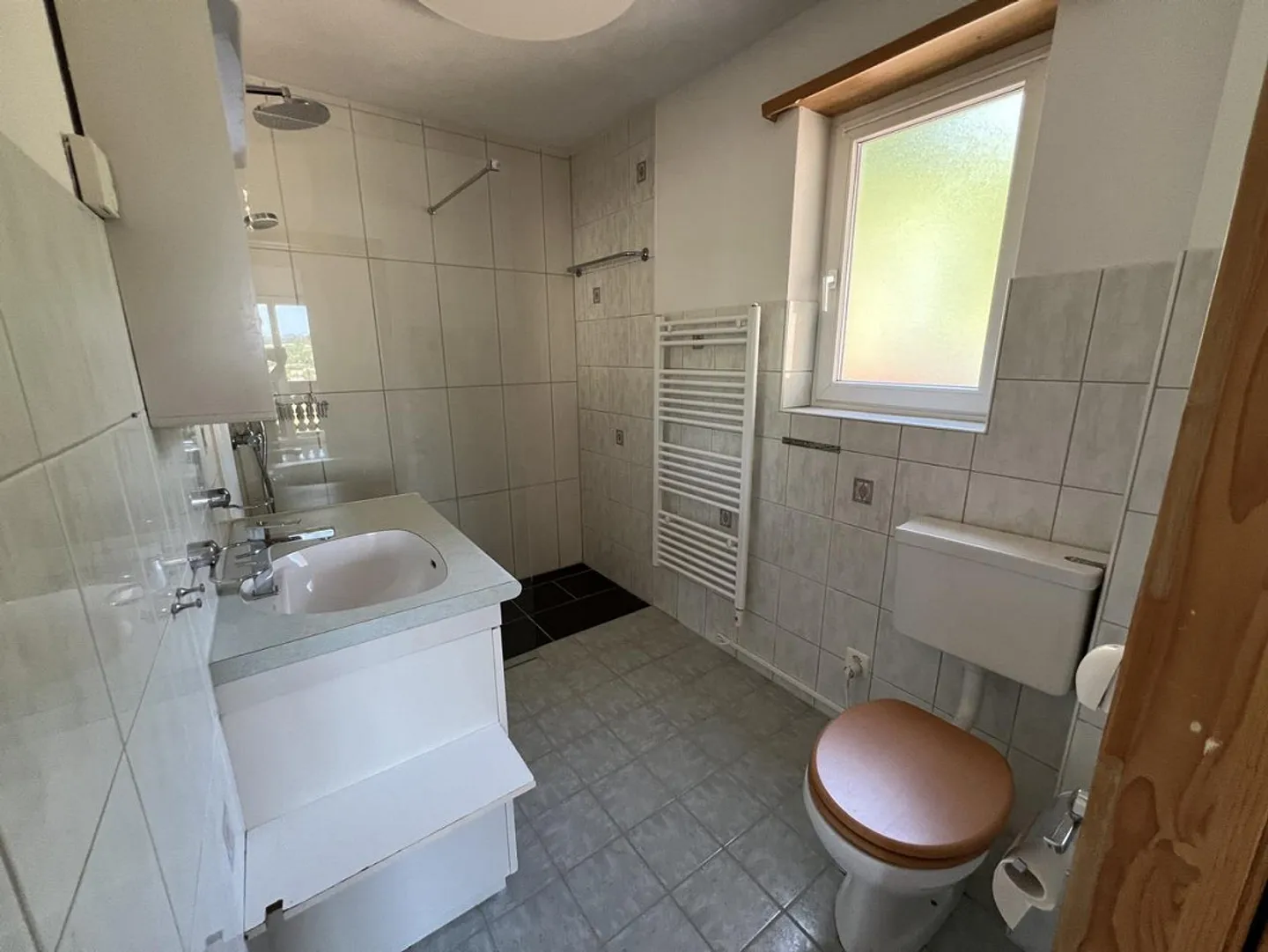 Charmantes Doppelhaus mit Weitsicht - Foto 10 von 16