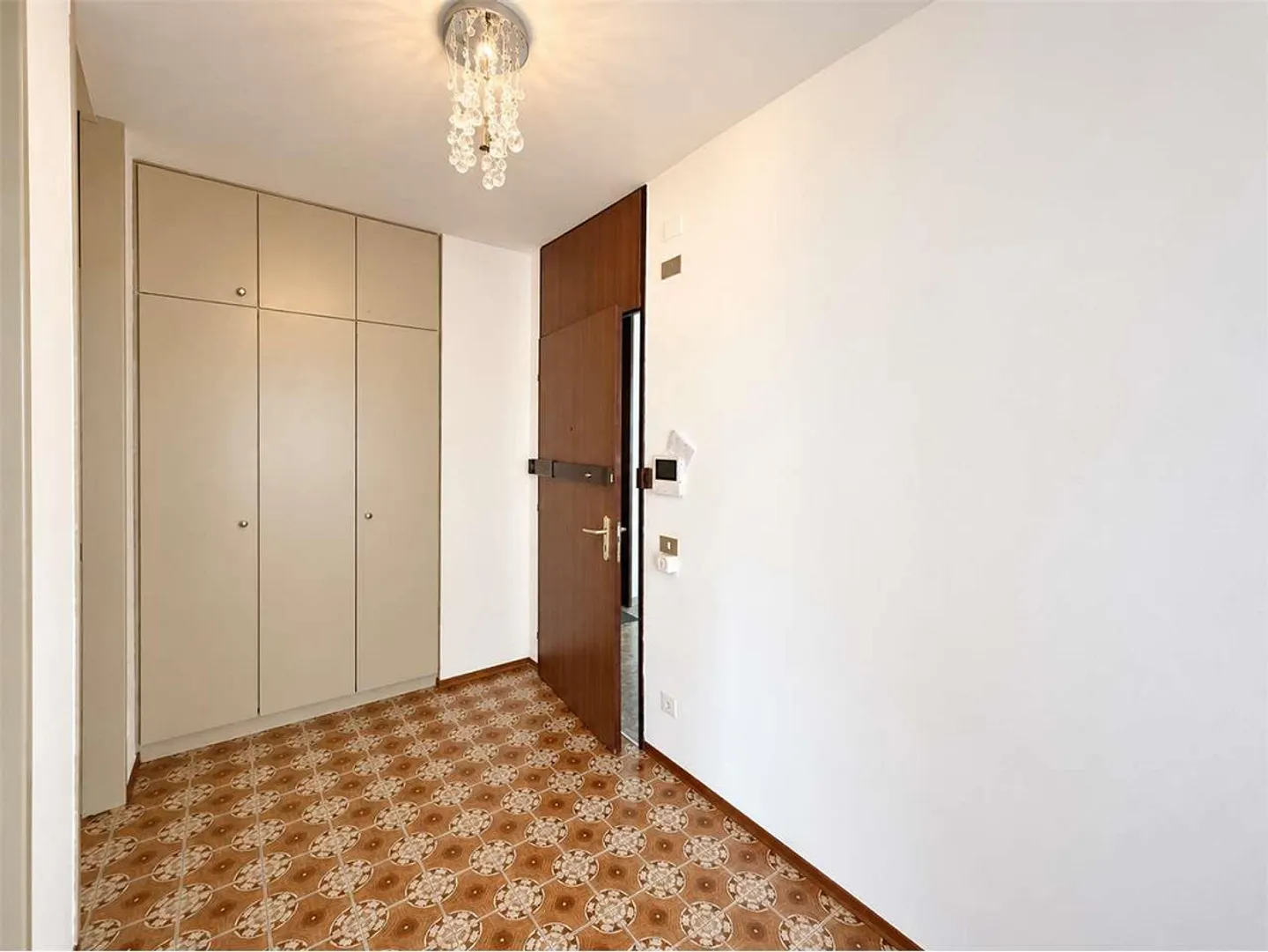 Studio-Apartment in Cassarate - Zweitwohnung - Foto 3 von 13