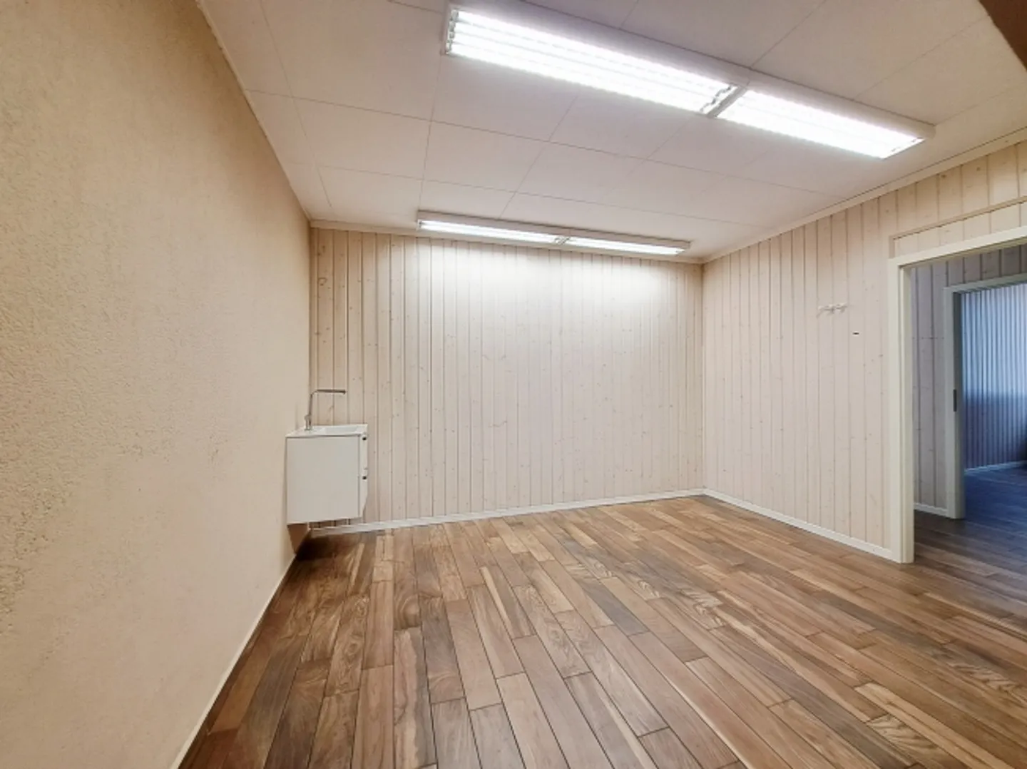 "ROGER-DE-GUIMPS 5, COMMERCIAL SPACES IN THE CITY CENTER" - Photo 7 of 13