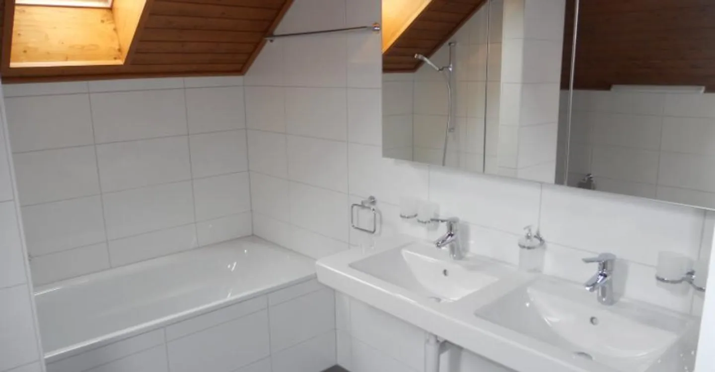 Appartement en Attique avec Vue sur le Lac - Photo 6 sur 8