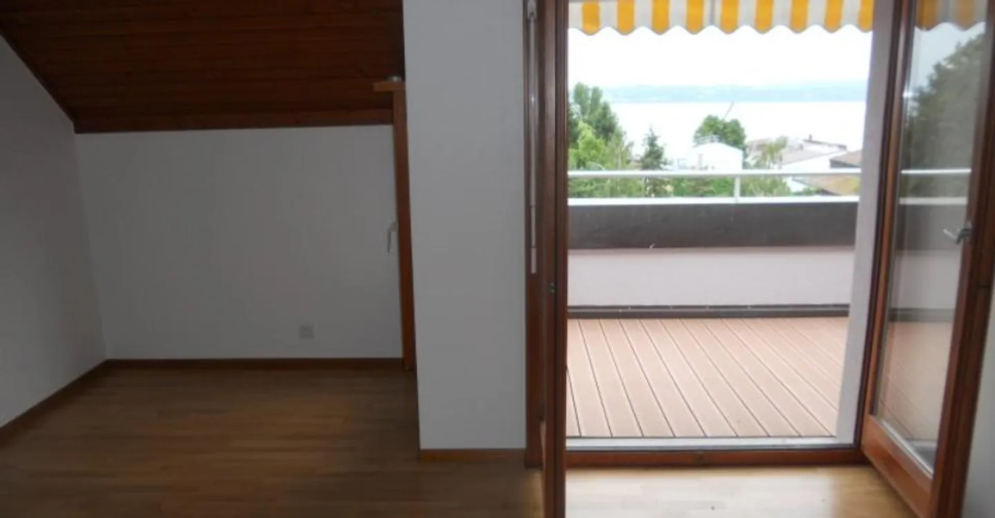 Appartement en Attique avec Vue sur le Lac - Photo 8 sur 8
