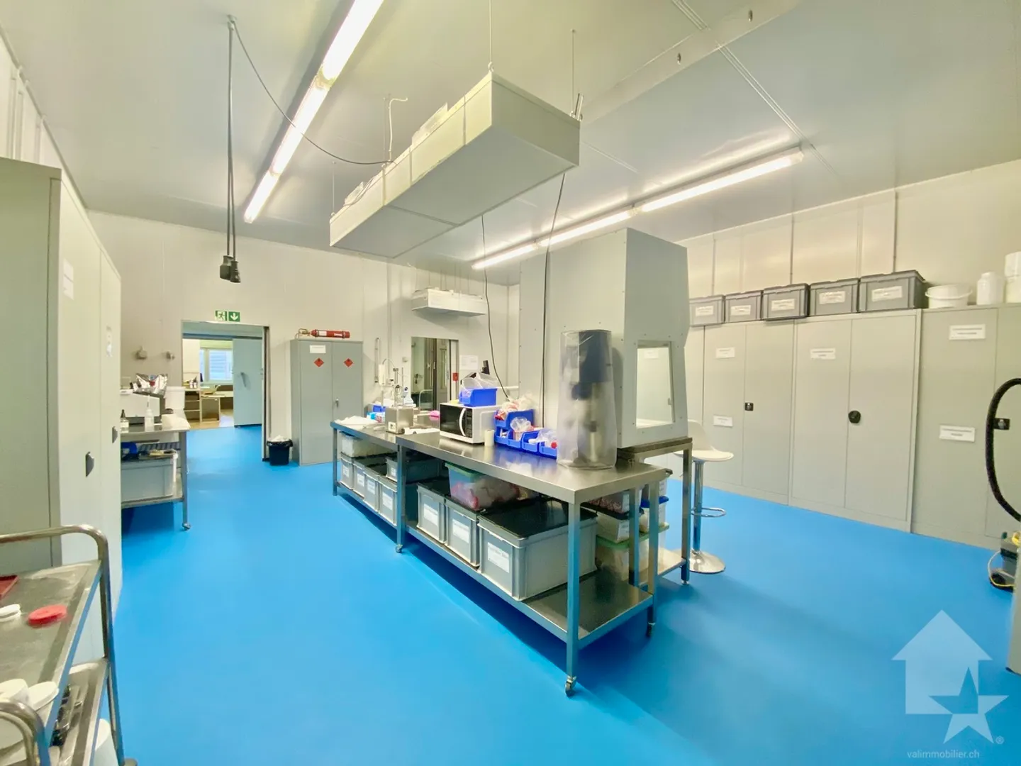 Industrial hall of 5031 m3 + 31 box garages between Sion and Sierre - Photo 21 of 26