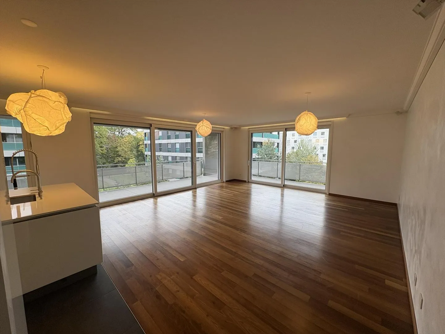 Appartement à vendre - Photo 2 sur 13