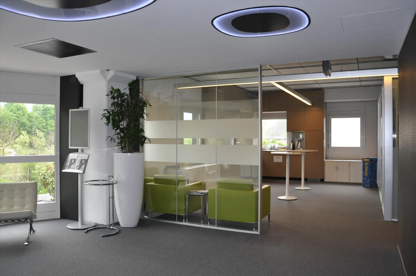 Espaces commerciaux et bureaux généreux - Photo 1 sur 6