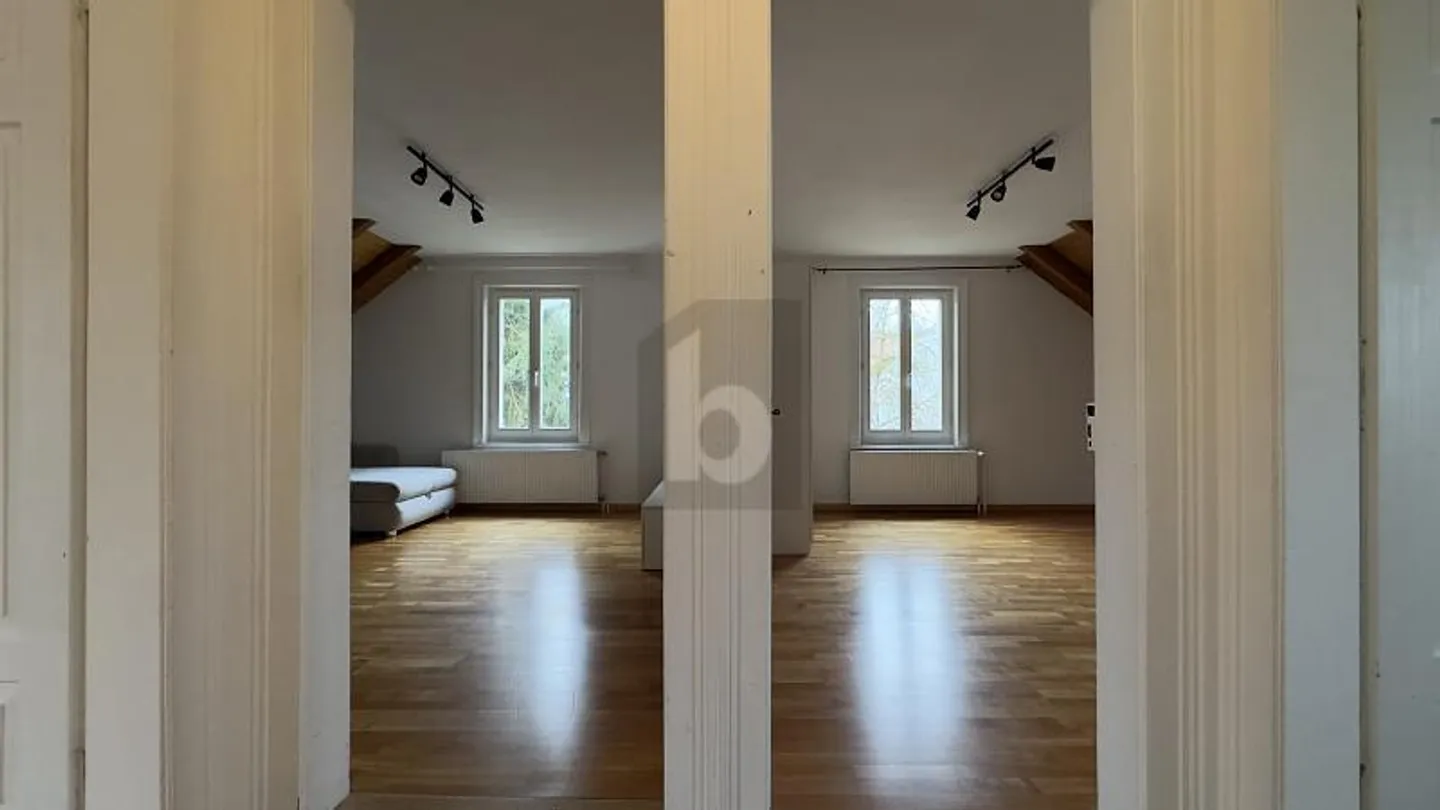 AN PERFEKTER LAGE PER SOFORT BEZUGSBEREIT - Foto 2 von 6