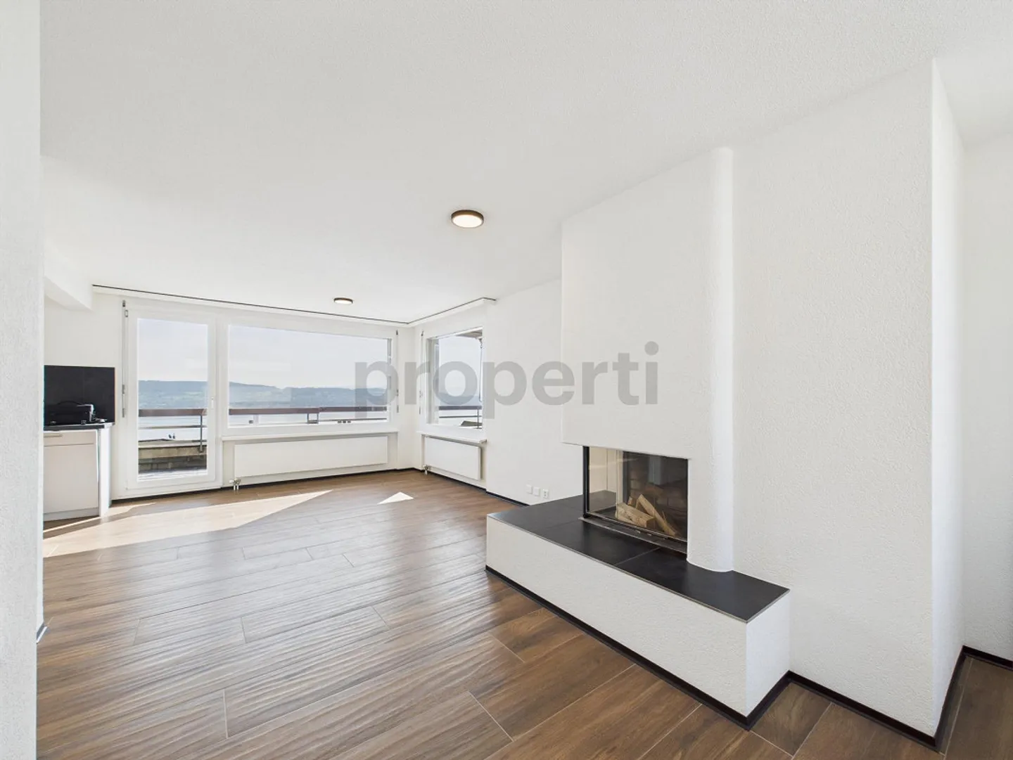 Exclusive 3-room penthouse apartment with a view in Wädenswil - Photo 2 of 11