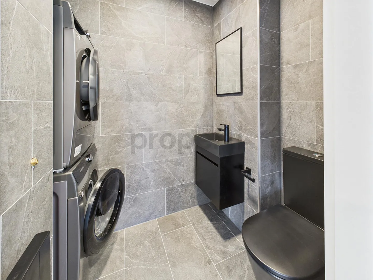 Exclusive 3-room penthouse apartment with a view in Wädenswil - Photo 8 of 11