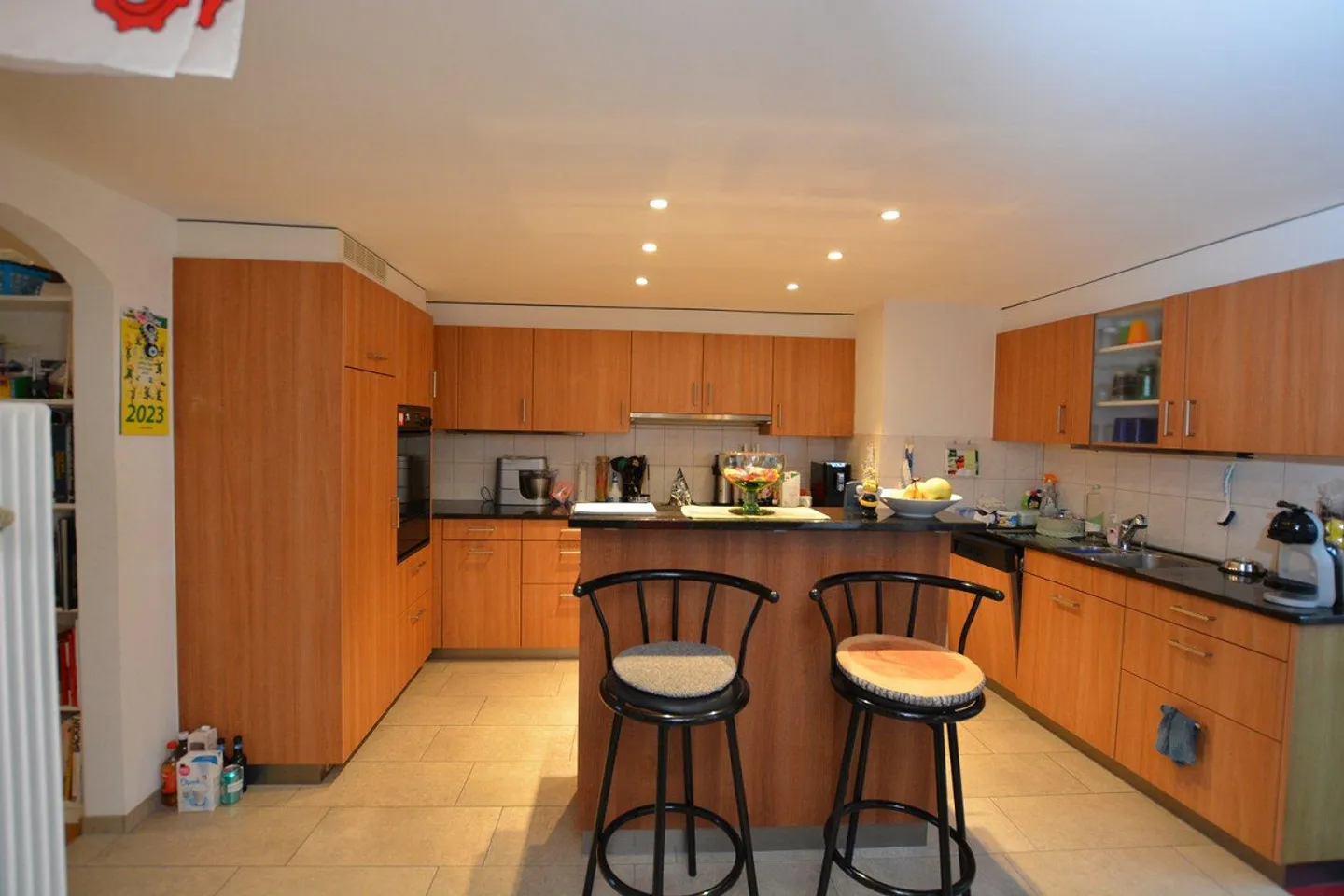 Maison individuelle indépendante avec bâtiment économique dans la zone centrale d'Ettingen - Photo 2 sur 13