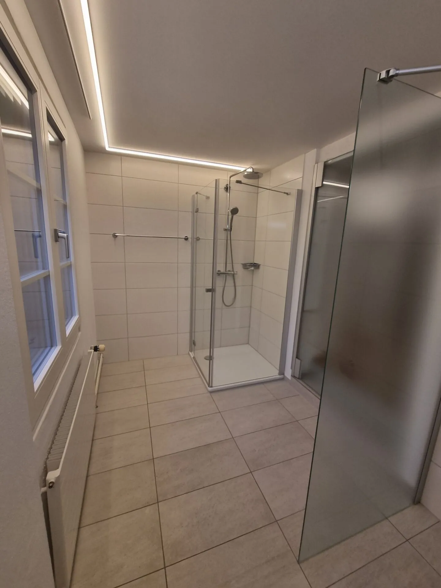 Beautiful apartment with a view of the cemetery square - Photo 4 of 5