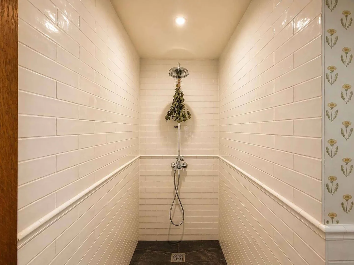 Exceptional property in absolute calm, with stunning views of Mont-Blanc - Photo 8 of 9