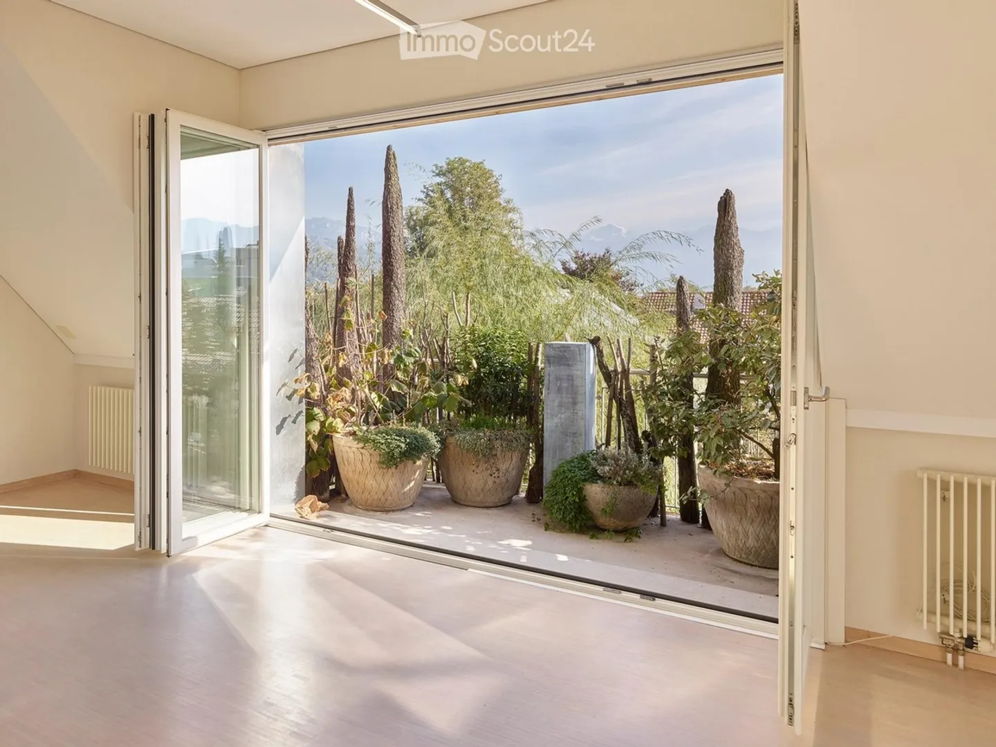 Appartement lumineux de 2,5 pièces avec vue sur la verdure à Thun - Photo 4 sur 10