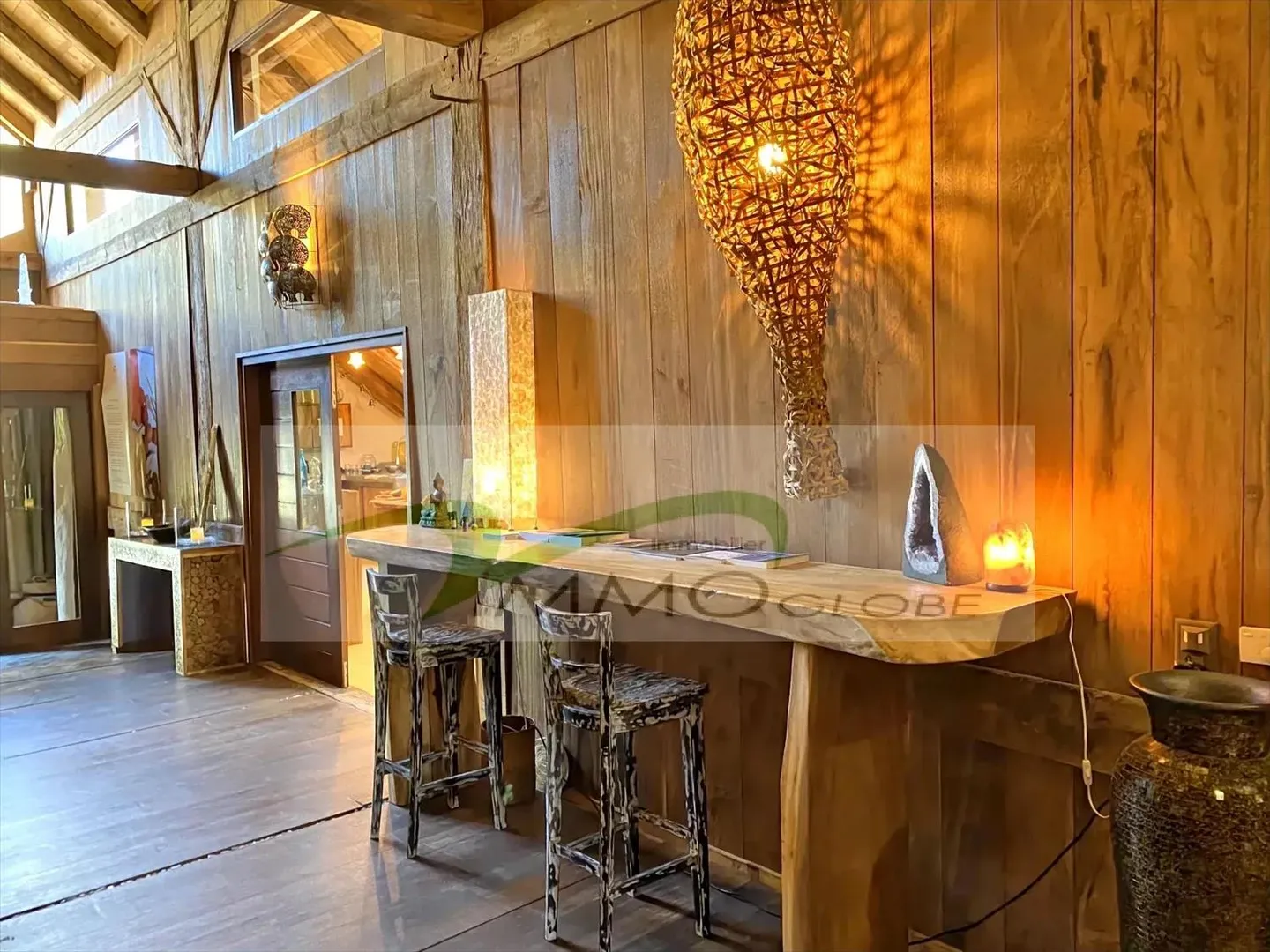 Maison 20 pièces - Photo 2 sur 13