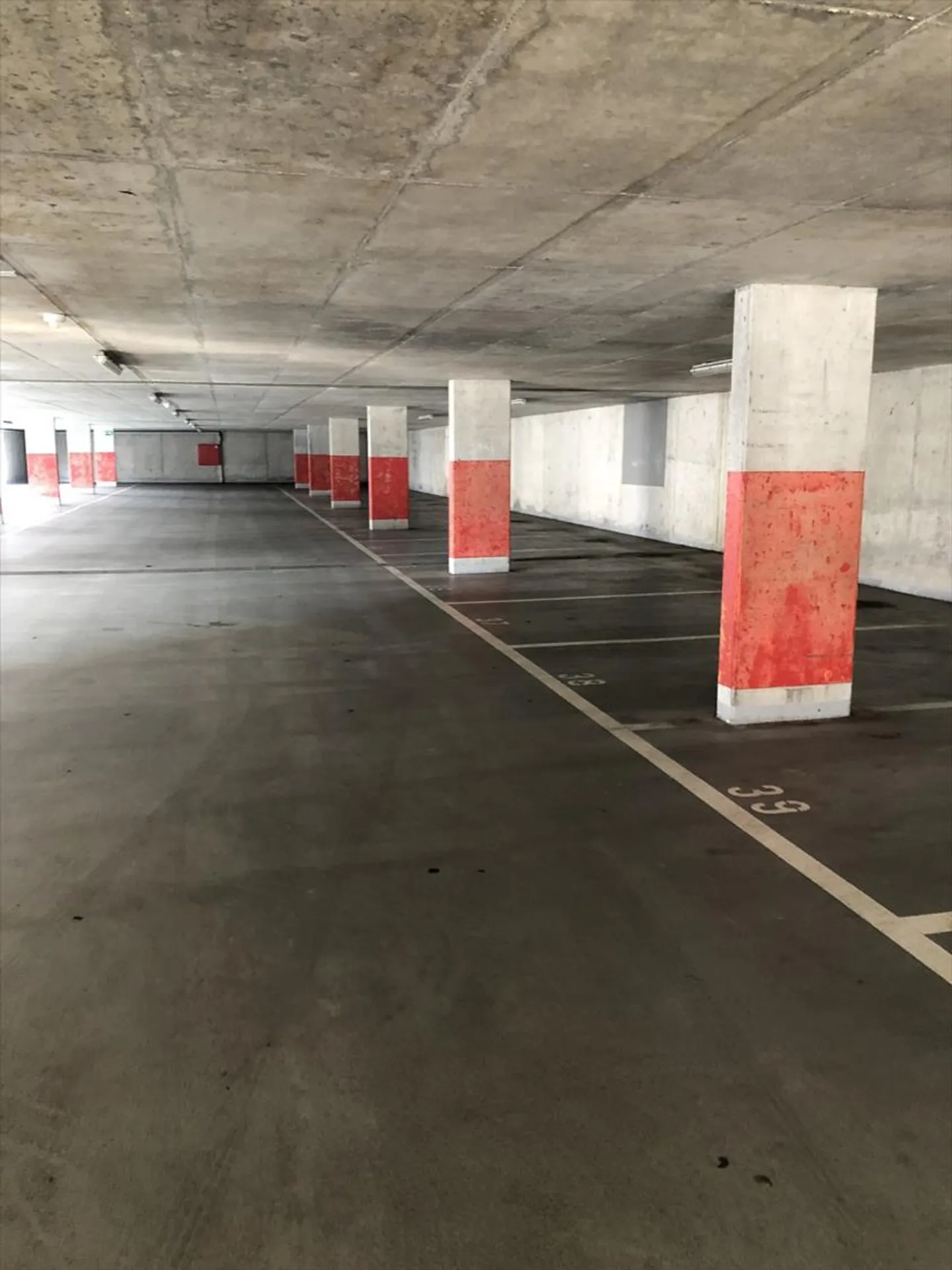 Place de Parking à Montreux - Photo 3 sur 3