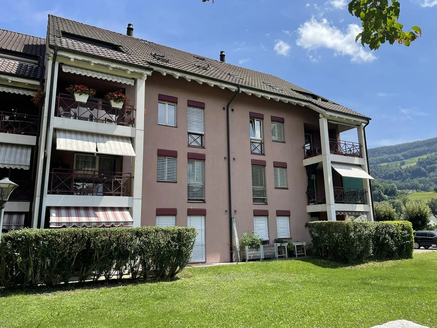 Appartamento mansardato di 4,5 locali con balcone a Balsthal - Foto 1 di 11