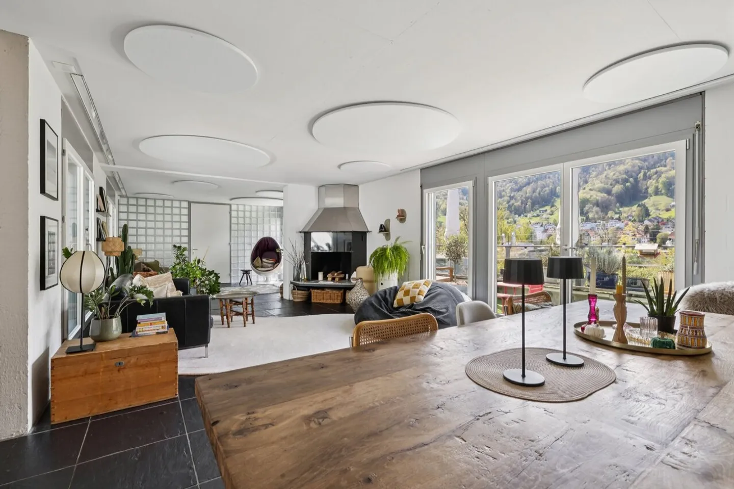 Architekturjuwel in der Natur - Foto 1 von 9