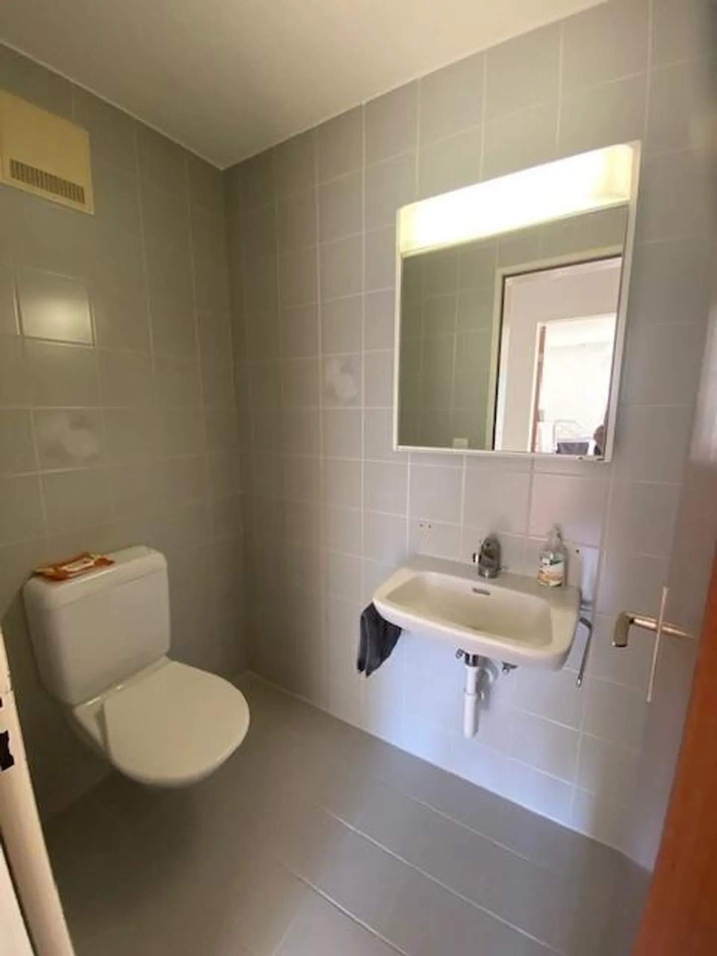 Appartamento mansardato di 4,5 locali con balcone a Balsthal - Foto 7 di 11