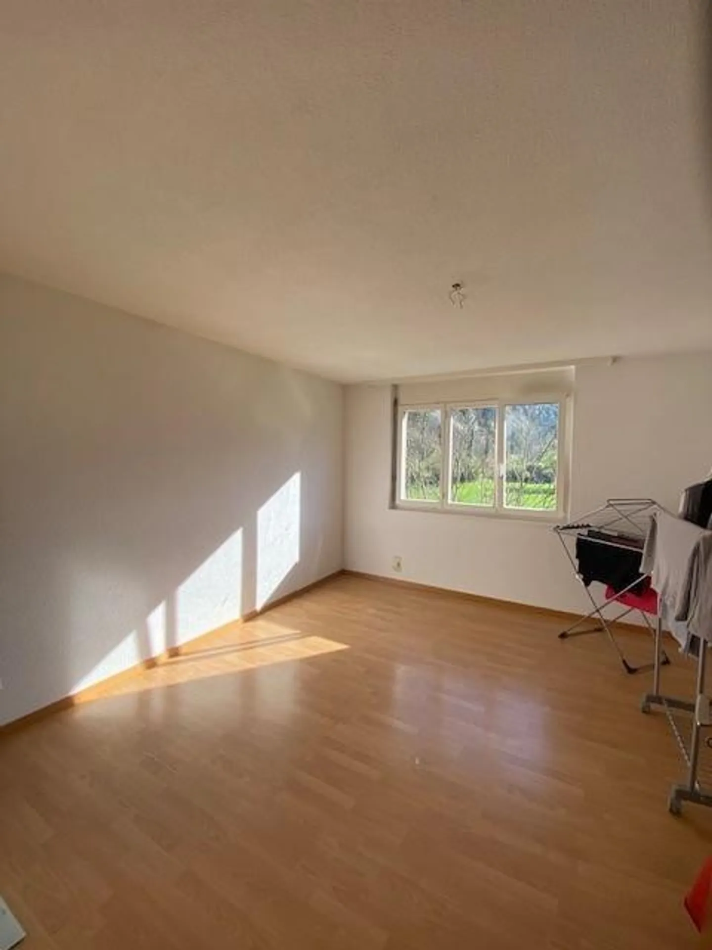 Appartamento mansardato di 4,5 locali con balcone a Balsthal - Foto 9 di 11