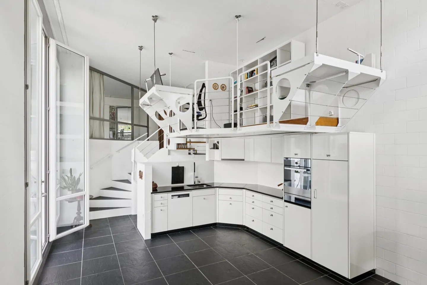 Architekturjuwel in der Natur - Foto 4 von 9