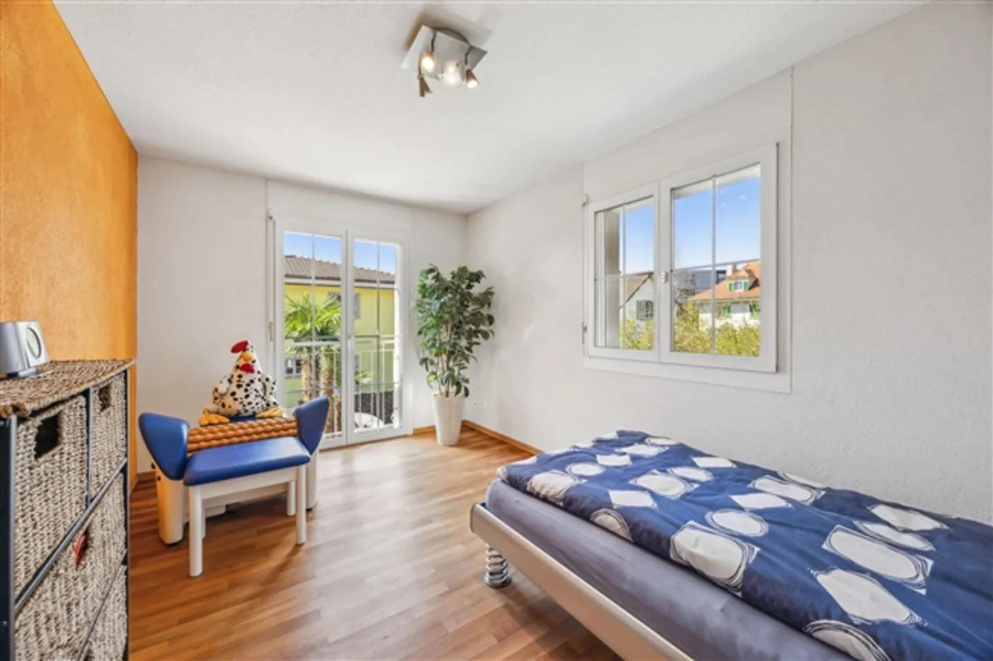 Elegante casa unifamiliare in una tranquilla zona residenziale di Suhr - Foto 8 di 13