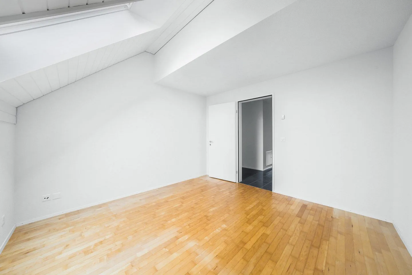 Maisonette spaziosa con balconi - Foto 10 di 13