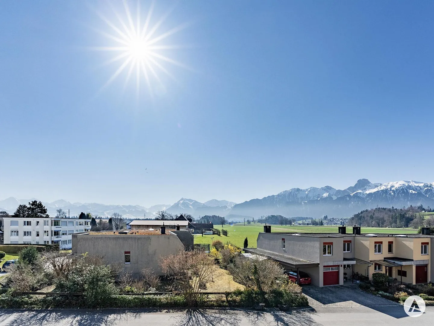 Arrive. Breathe. Think further. - Photo 1 of 13