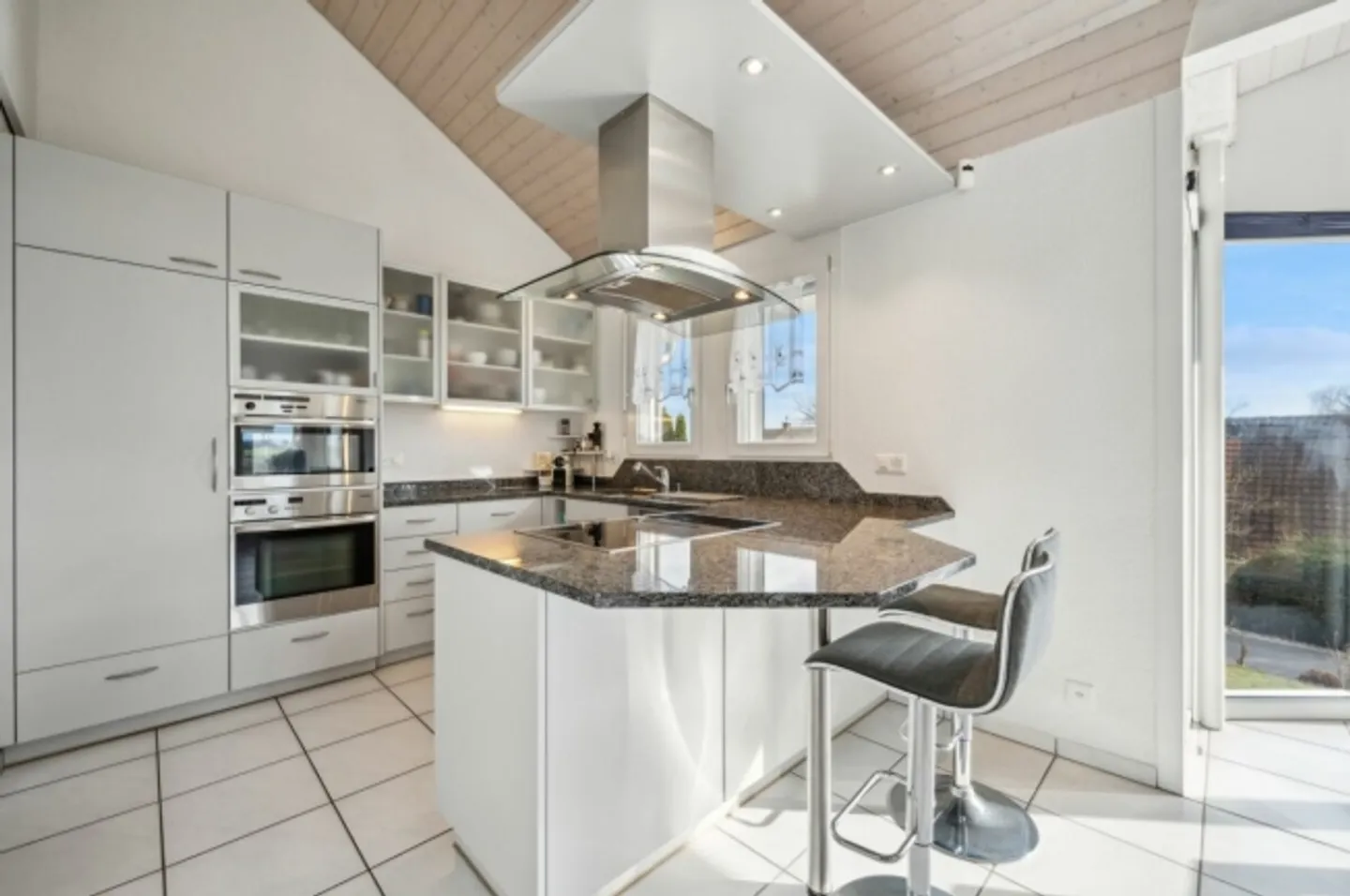 Maison individuelle avec technologie de pointe dans un environnement familial - Photo 4 sur 13