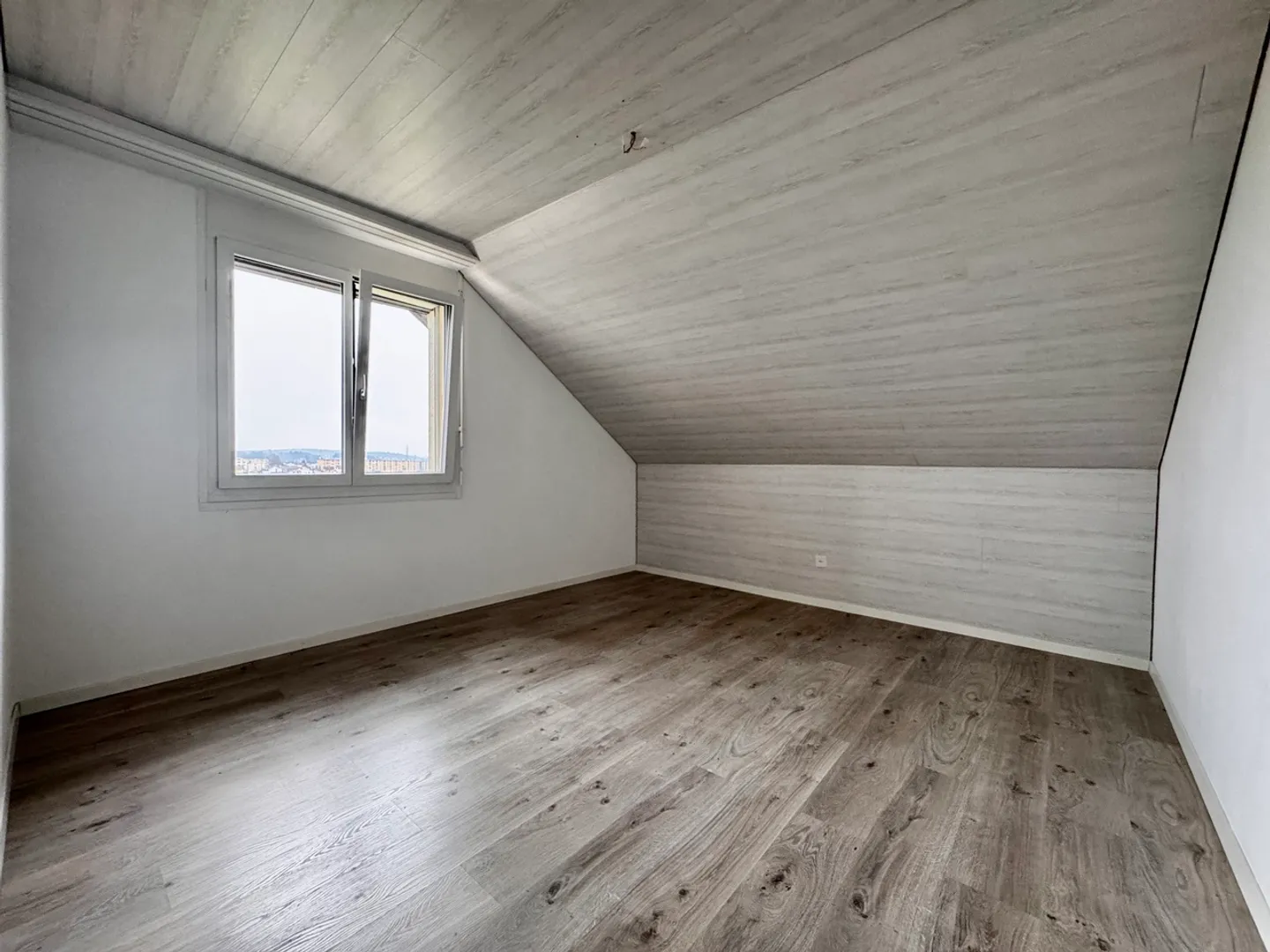 Panorama-Wohnung mit 160 m² Nebenraum – Wohnen ohne Grenzen - Foto 5 von 18