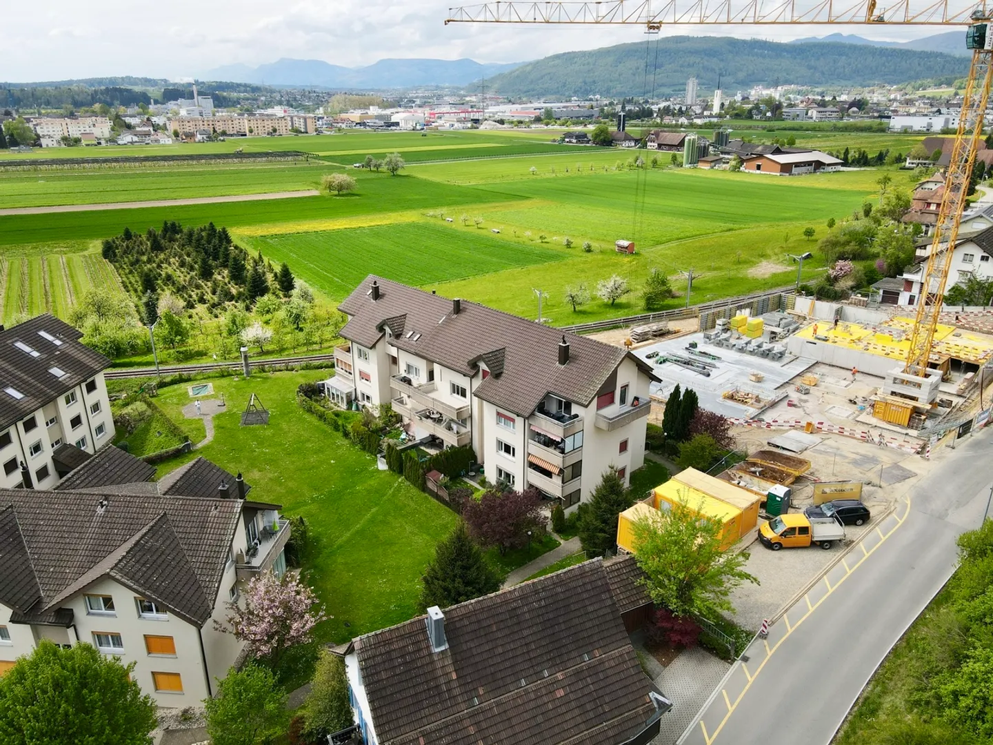 Panorama-Wohnung mit 160 m² Nebenraum – Wohnen ohne Grenzen - Foto 1 von 18