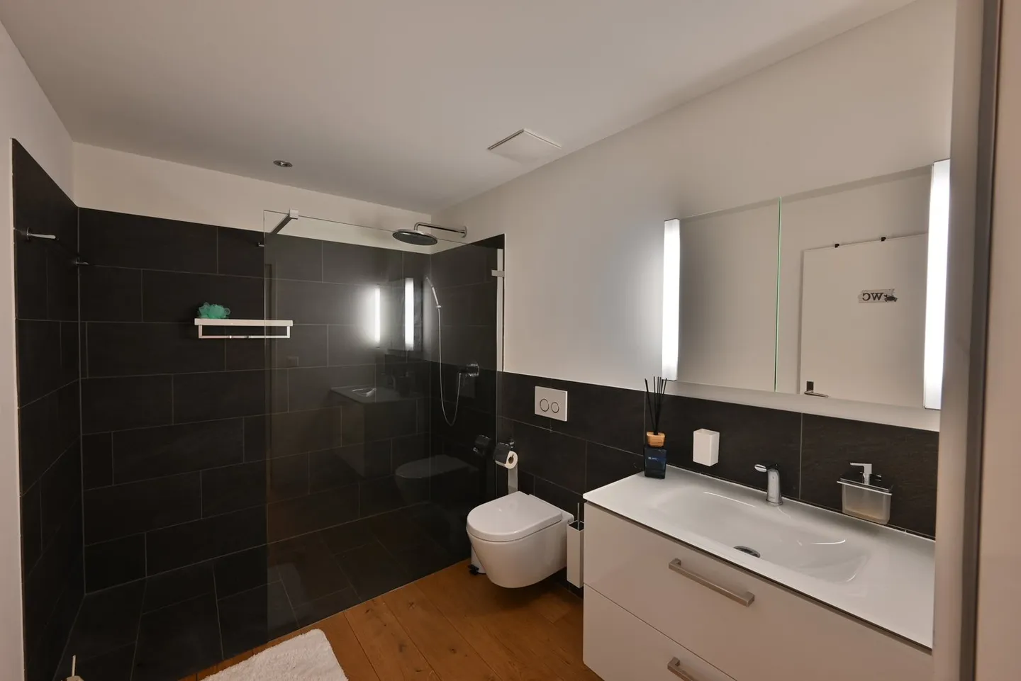 Zuhause auf zwei Ebenen – Maisonette mit Hausgefühl in Dielsdorf - Foto 6 von 6