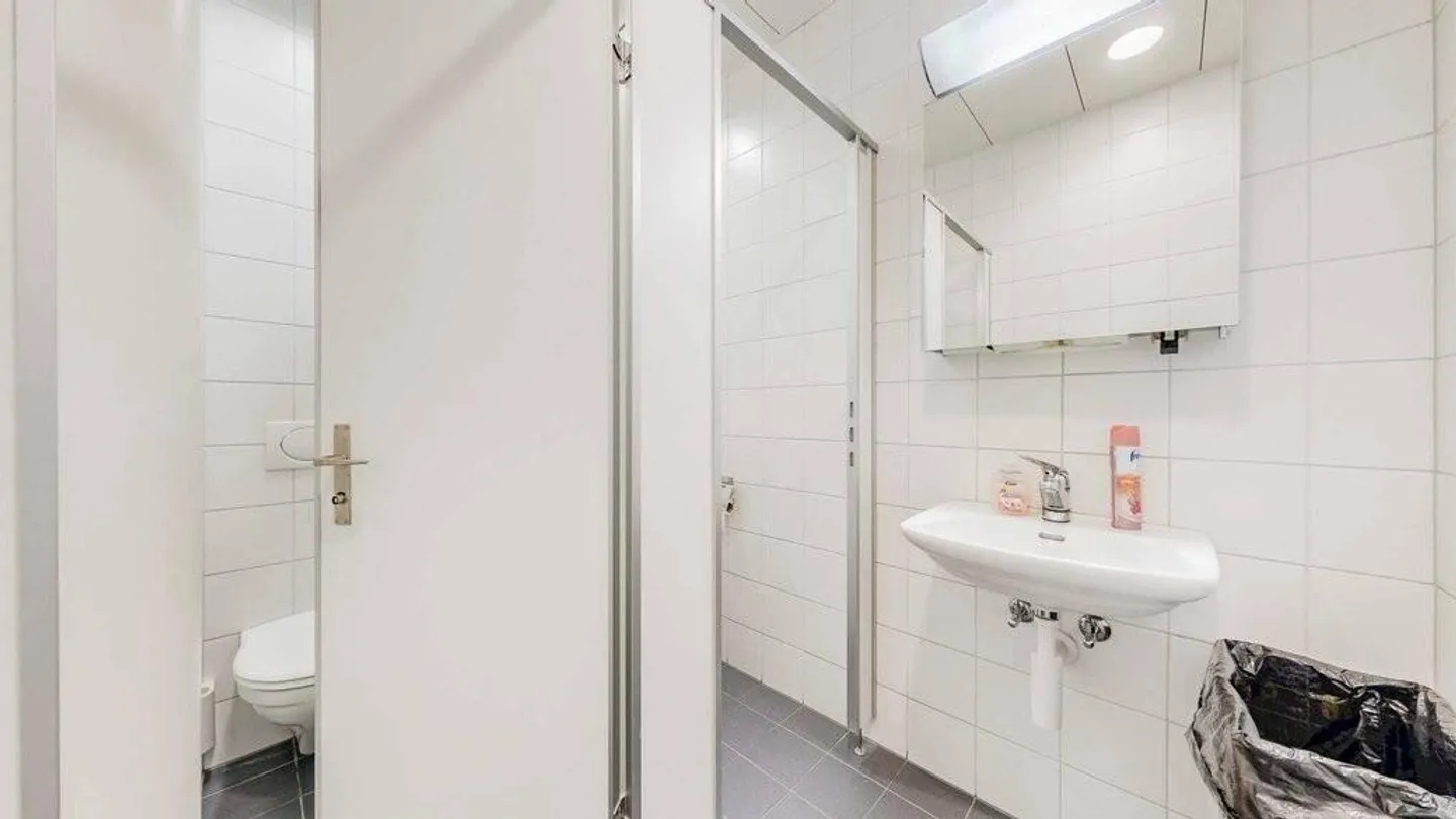 Uffici attraenti direttamente alla stazione di Thun - Foto 12 di 12