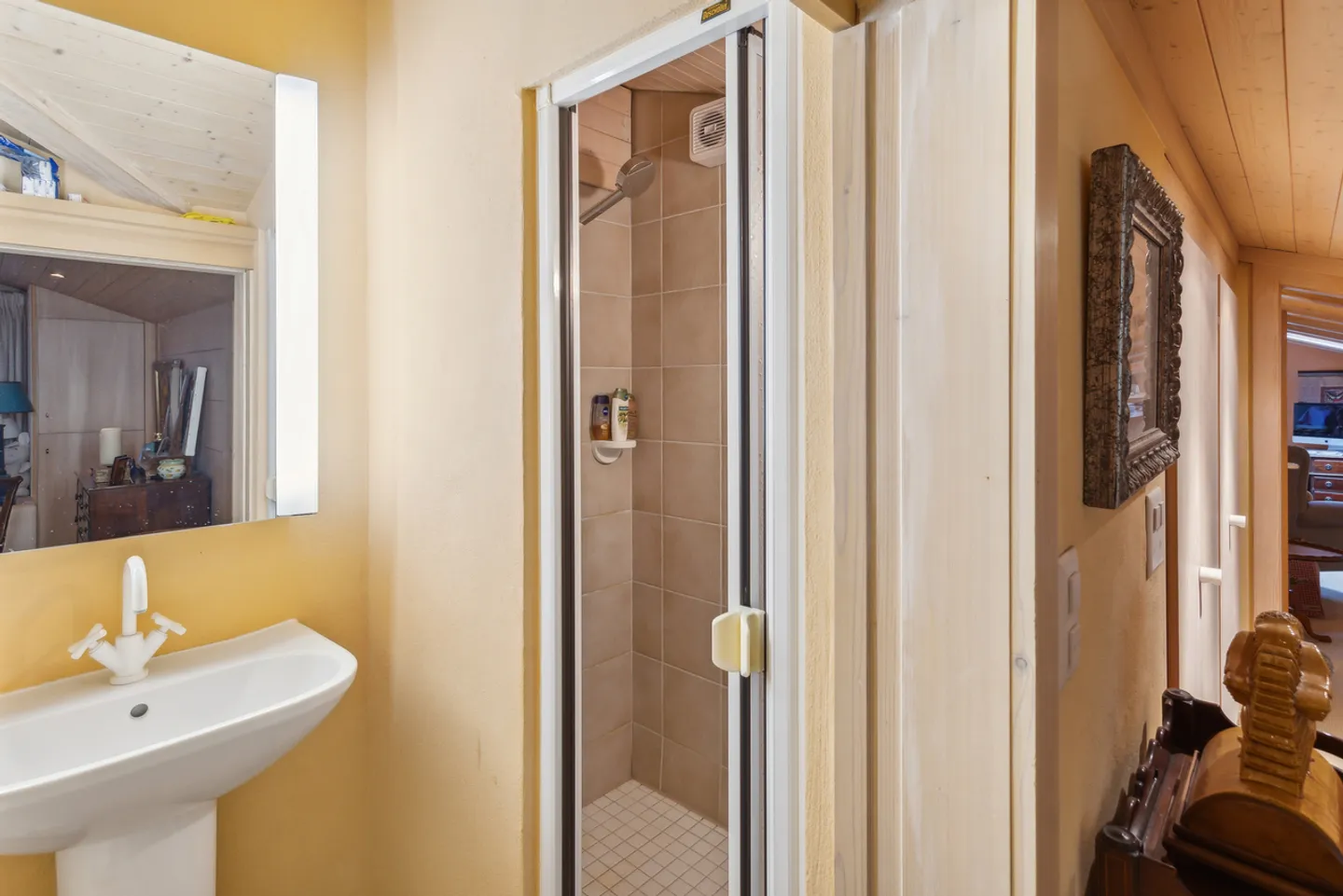 Accogliente appartamento duplex a Château-d'Oex con camino - Foto 9 di 11