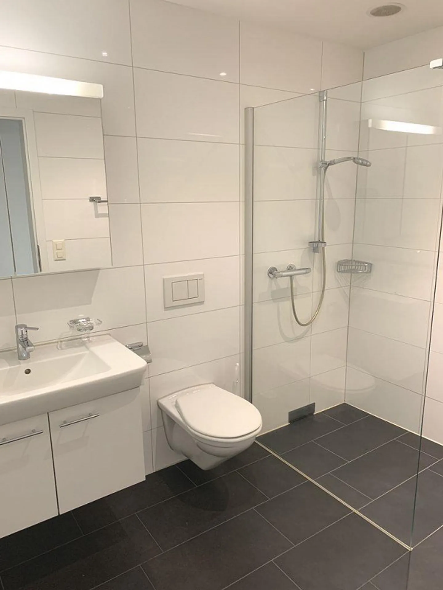 Moderno appartamento di 2 ½ stanze al 1° piano - Foto 7 di 9