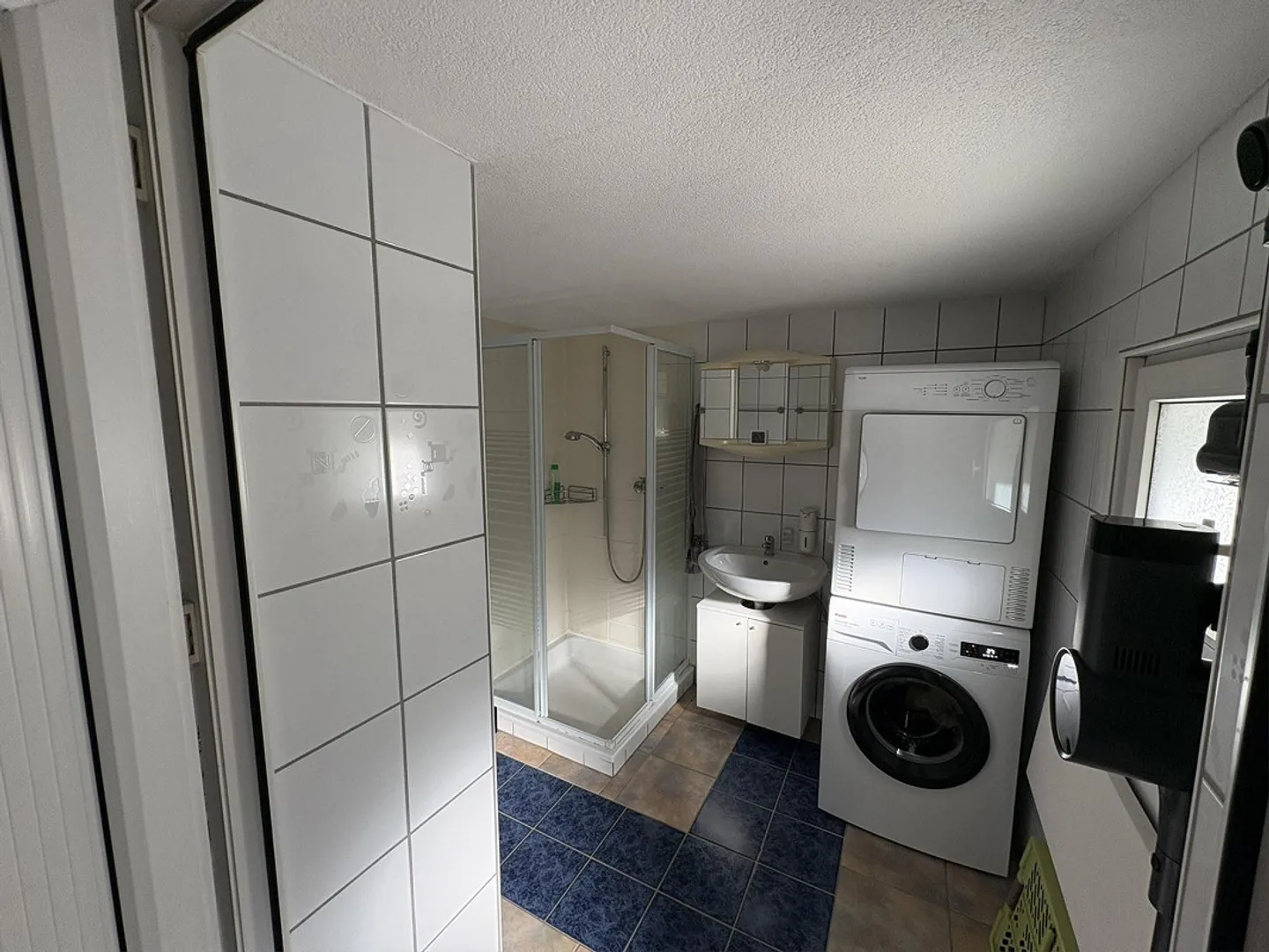 Casa a schiera accogliente di 3,5 stanze con giardino privato - Foto 7 di 11