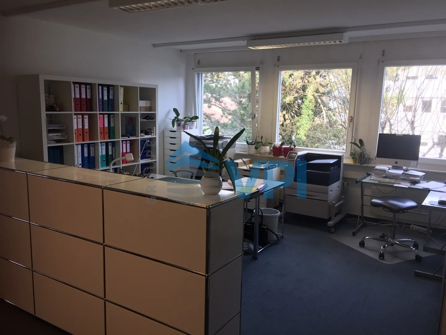 Mont-sur-Lausanne - Bright office of about 130m2 - Photo 4 of 9