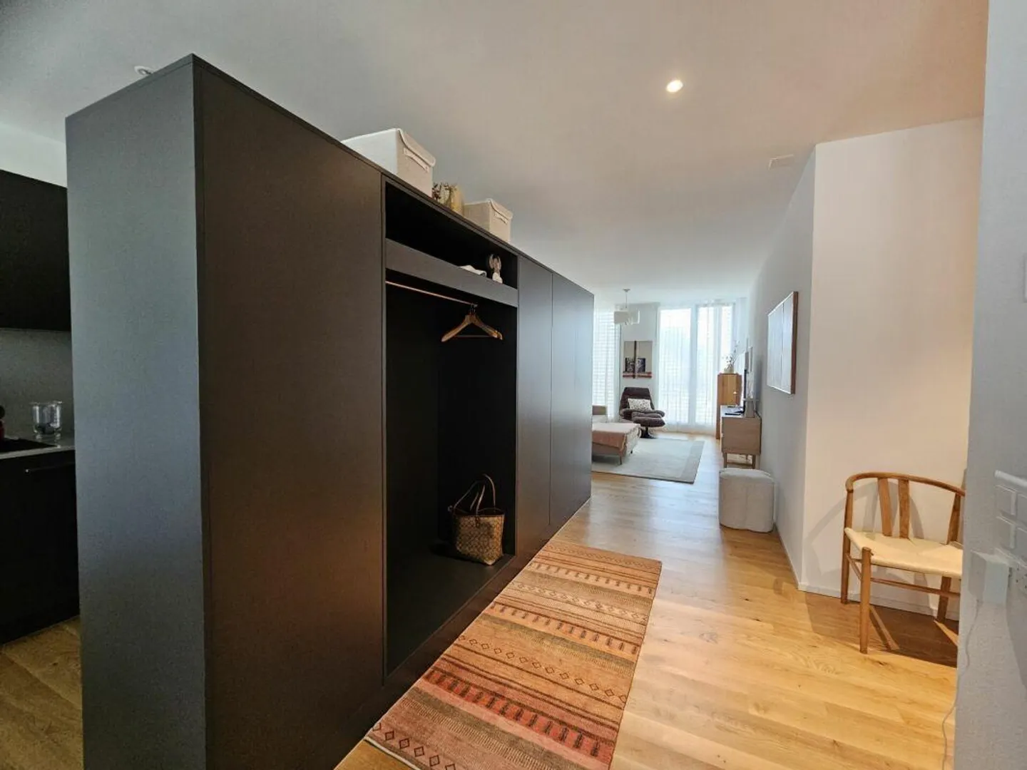 Moderne 2.5 Zimmer-Wohnung - Foto 3 von 13