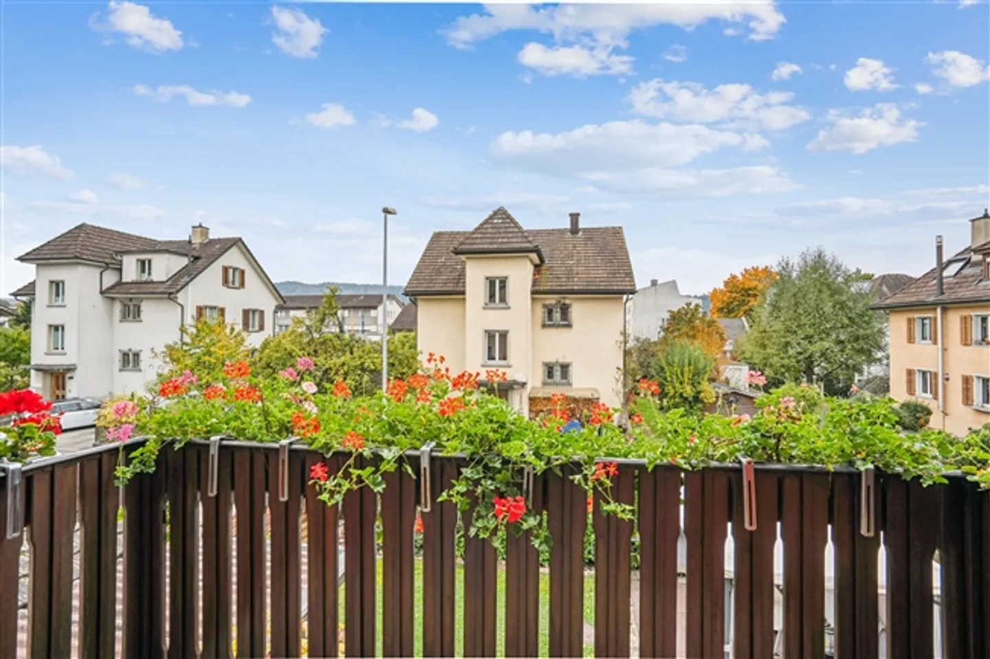 Casa unifamiliare elegante con atmosfera accogliente e giardino ben curato - Foto 11 di 13