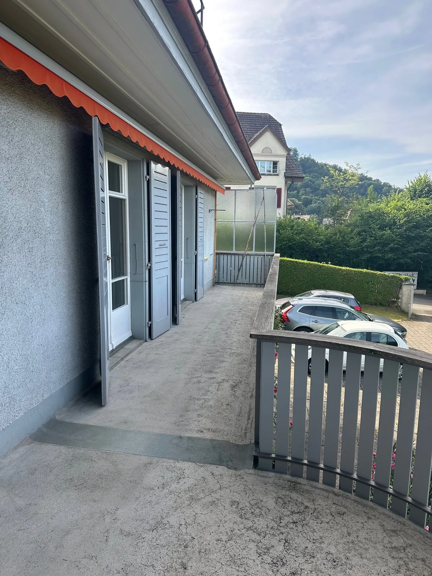 Charmante 5-Zimmer-Wohnung mit Bergblick in Thun - Foto 3 von 15