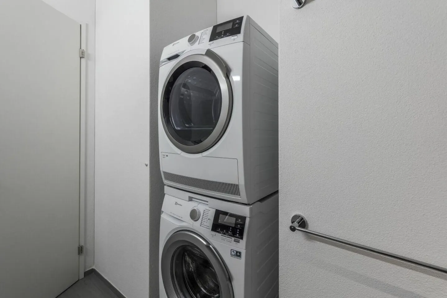 Moderne 2.5 Zimmer-Wohnung - Foto 7 von 13