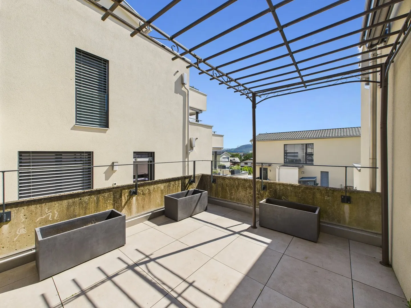 Appartement terrasse exclusif de 4,5 pièces au vignoble - Photo 18 sur 23