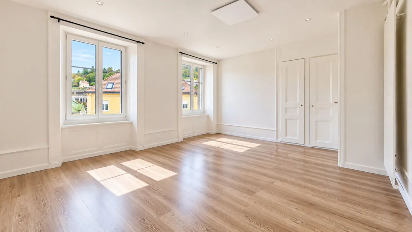 Charming 4.5 Room Apartment - Photo 3 of 10