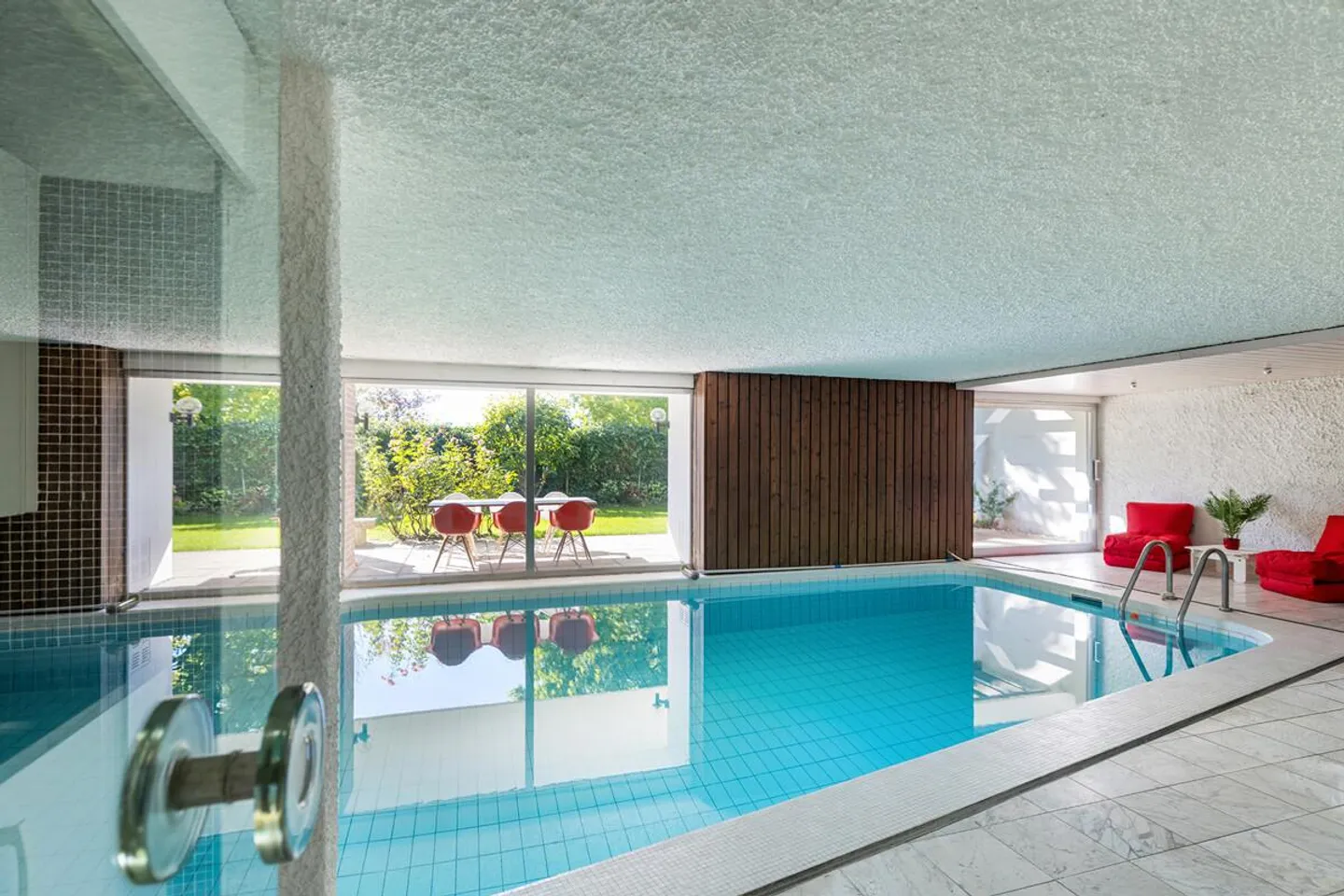 Küsnacht: Mehrfamilienhaus mit flexiblen Nutzungsmöglichkeiten - Foto 5 di 6