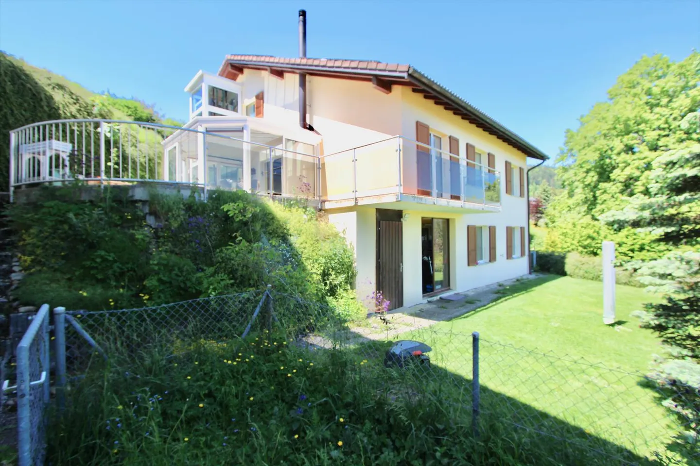 Villa 7,5 Zimmer - Foto 1 von 24